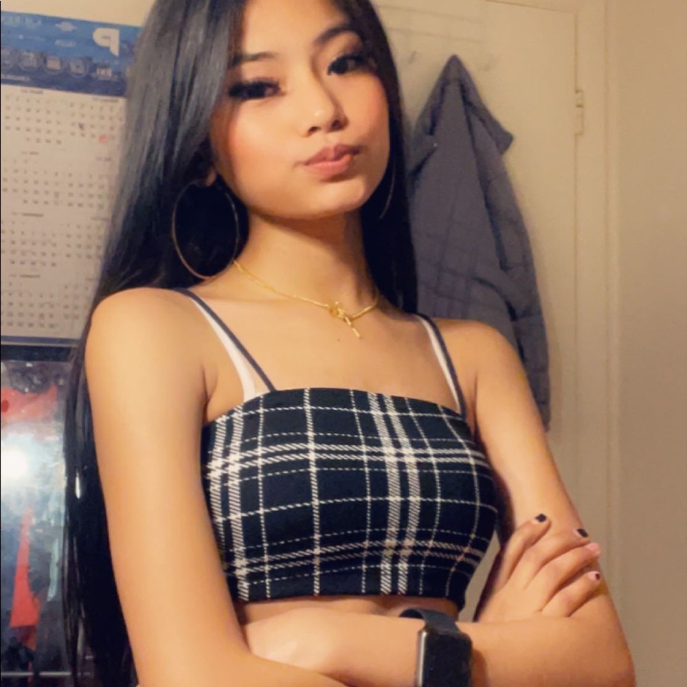Meet your Posher, Angilina
